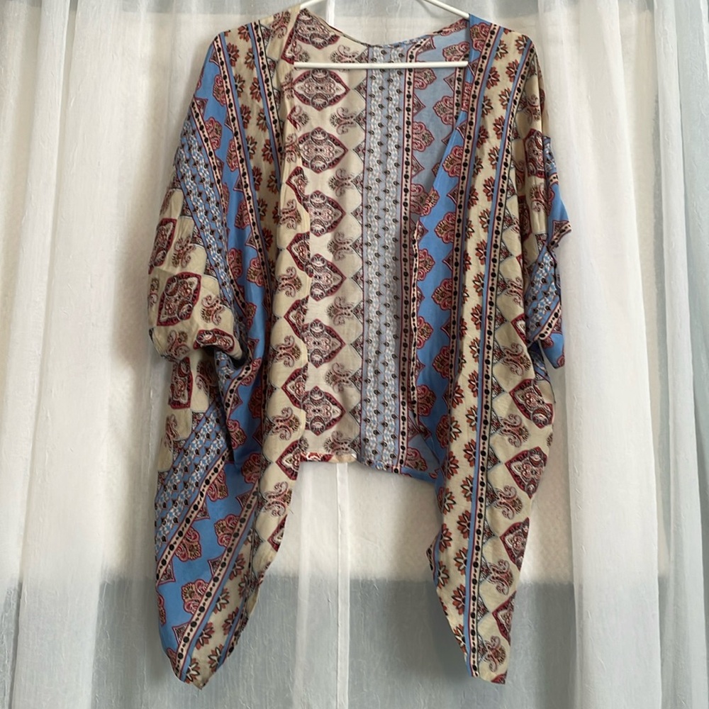Angie printed rayon Kimono cover up size missing